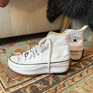 Women’s platform converse. Size 8.